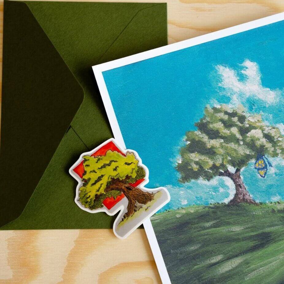 Un print, un sticker et bien plus se cachent dans les enveloppes vertes du WeeArtClub.